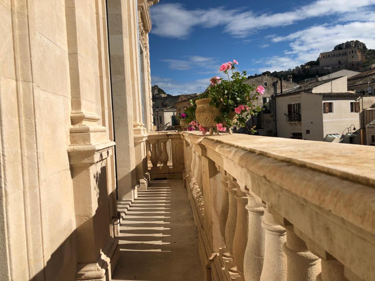 Hotel Palazzo Favacchio - Patane Scicli Zewnętrze zdjęcie